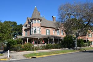 victorian style house, architectural styles
