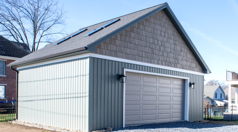 DSC_5883 front view of a detached garage
