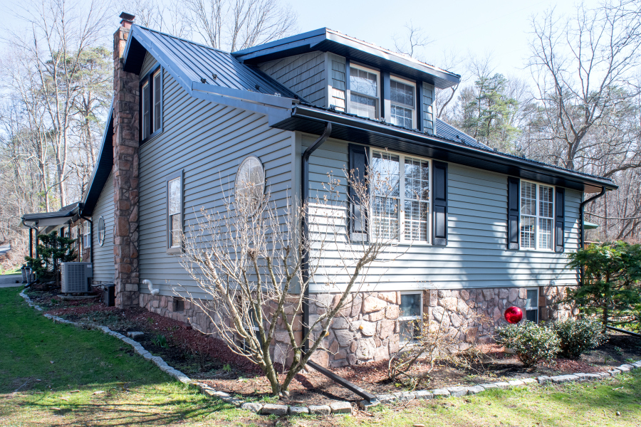 siding renovation with mountain fern siding
