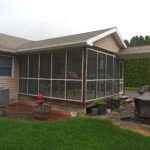 screen room before siding renovation